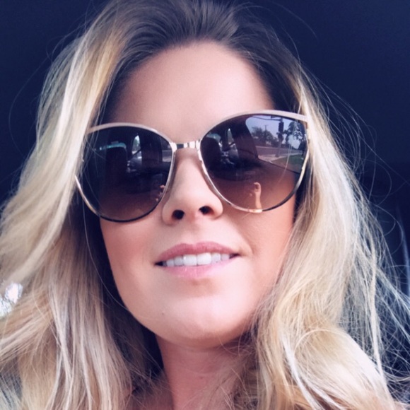 Meet your Posher, Sam - Picture 1 of 1